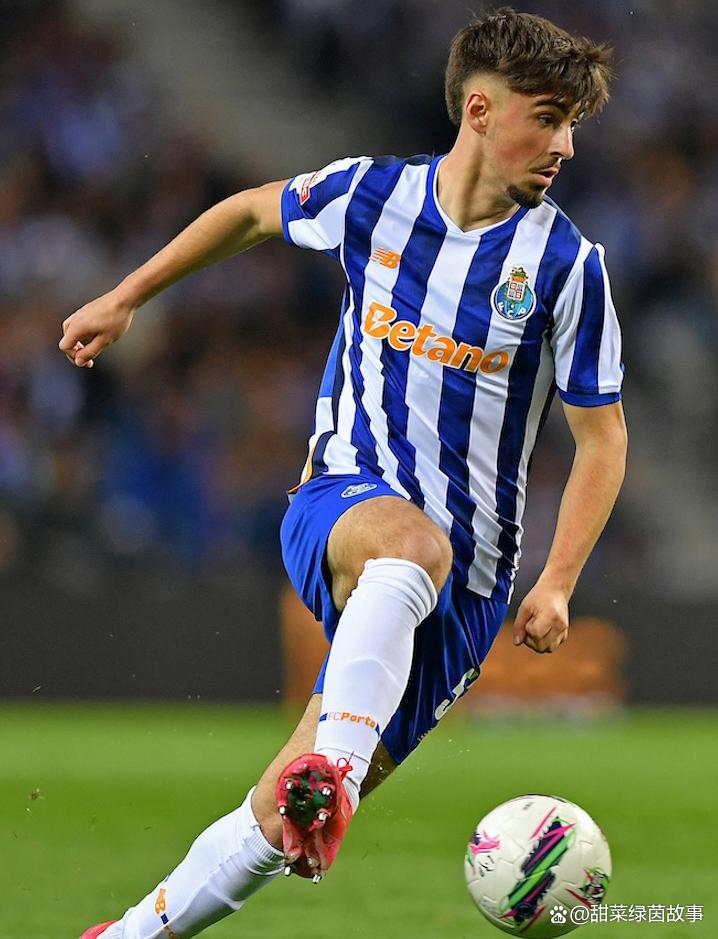 包含赛后勒沃库森状态回暖:葡超节点到来,媒体盛赞,数据趋势出现新变化的词条 包含赛后勒沃库森状态回暖:葡超节点到来,媒体盛赞,数据趋势出现新变化的词条