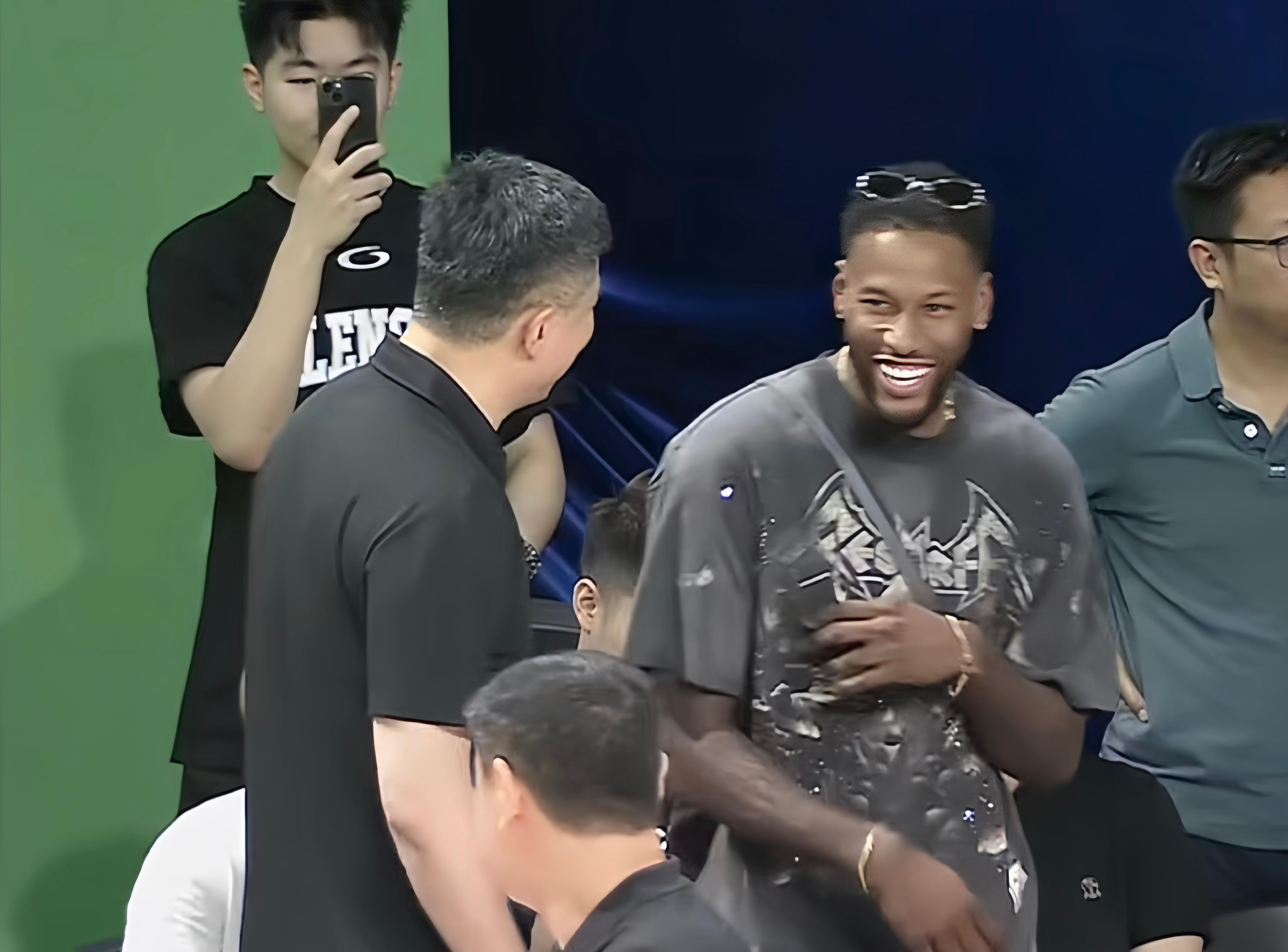 CBA常规赛今晚再迎强敌；芝加哥公牛主帅复盘；主帅态度：质疑声仍在；赛程密集仍需轮换的简单介绍